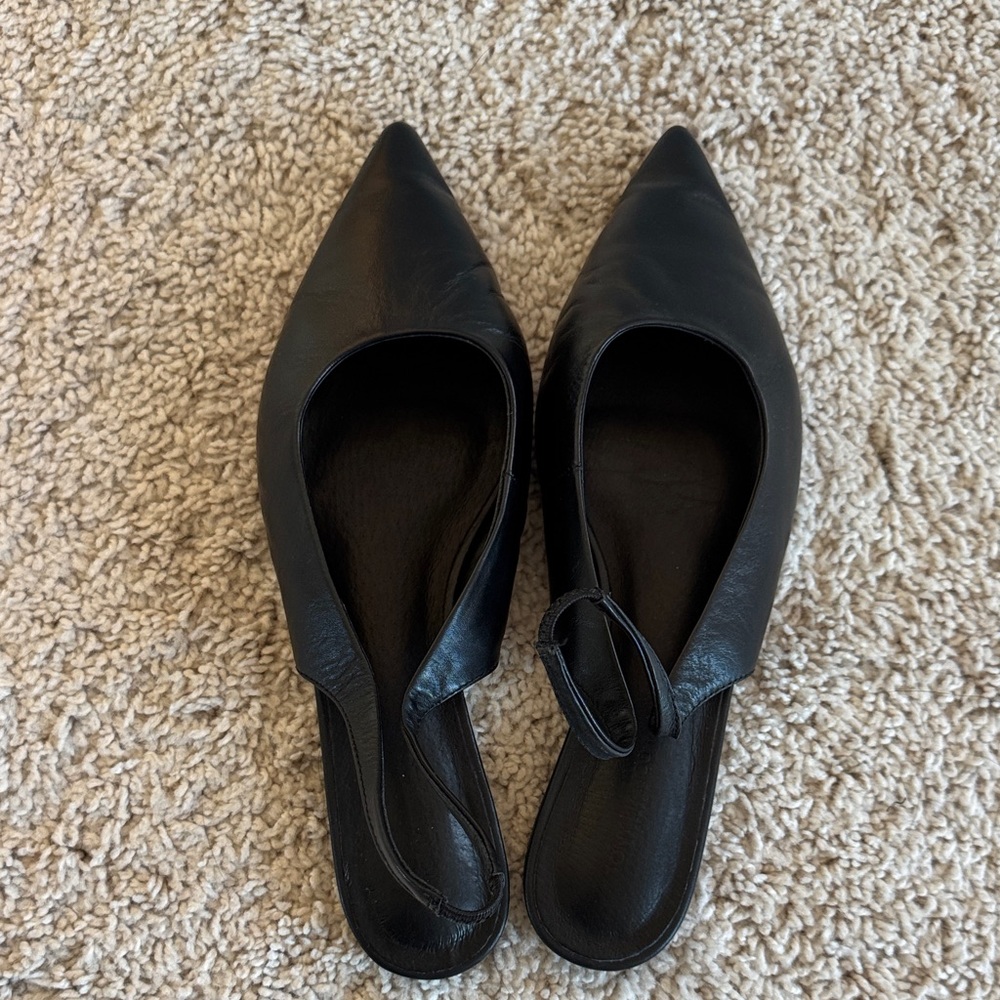 Tony Bianca flats